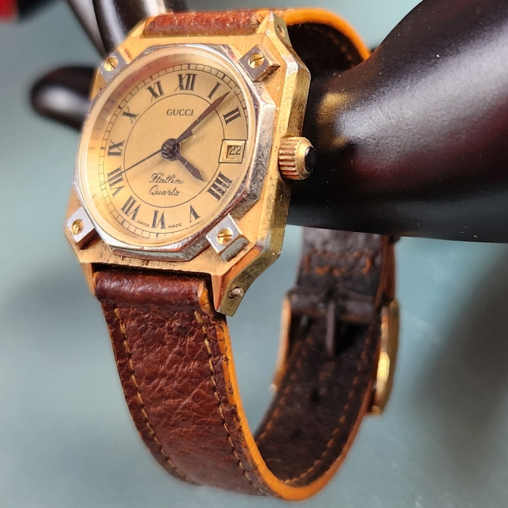 80s GUCCI Wrist Clock Roman Numeral Brown Leather Band Silver Gold Octagon Watch